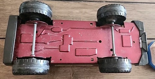 Vintage Nylint Red Truck Bass Runner Power Prop Mercury Outboards Metal Muscle - Picture 6 of 11