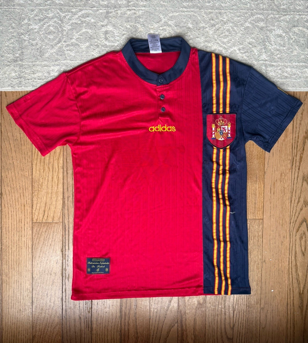 Camiseta de fútbol/fútbol Adidas España 1996 local para hombre (talla: M) vintage/retro