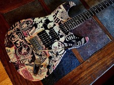 Fender Squier HSS strat OBEY - white/black