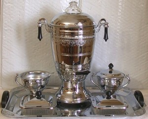 30’s FORMAN Family 4-matic Coffee Set w Creamer Sugar Tray & 2 Condiments Works