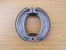 Image of Rear Brake Drum Shoes (PAIR) WITH SPRINGS 130mm x 30mm VB136 H318 NEW