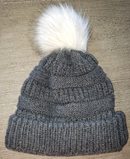 boys girls DARK GRAY KNIT BEANIE HAT WHITE FURRY POMPOM one size approx 4/6 year