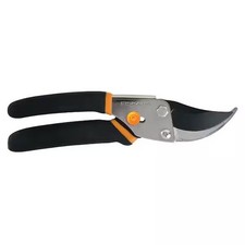 Fiskars 5/8 in. Cut Capacity 9 in. Classic Bypass Pruning Shears w/ Comfort Grip