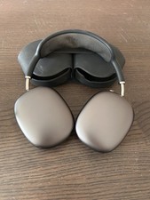 Apple AirPods Max Wireless Over-Ear Headset Space Grey with Black Headband