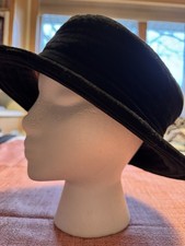 Vintage Slouchy BLACK VELVET HAT Classic One Size Worn On Stage