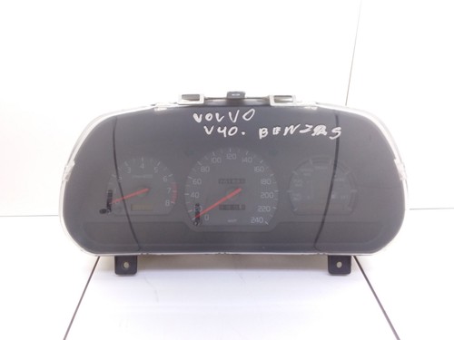 VOLVO V40 Estate VW 1.6 Kombiinstrument 431238a 1.60 Benzin 77kw 1999 13395022