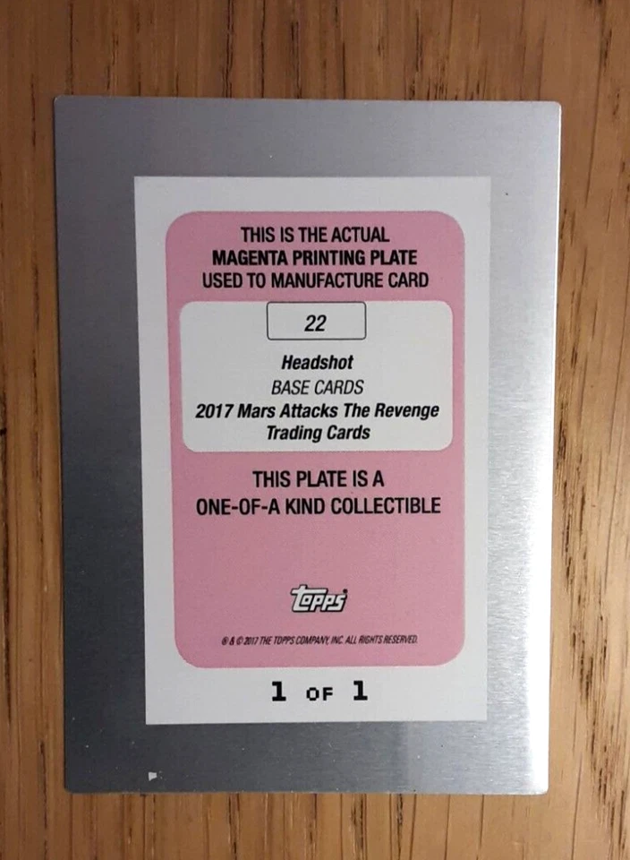 Mars attacks 2017 MAGENTA printing plate card 22 HEADSHOT - Image 2 of 2