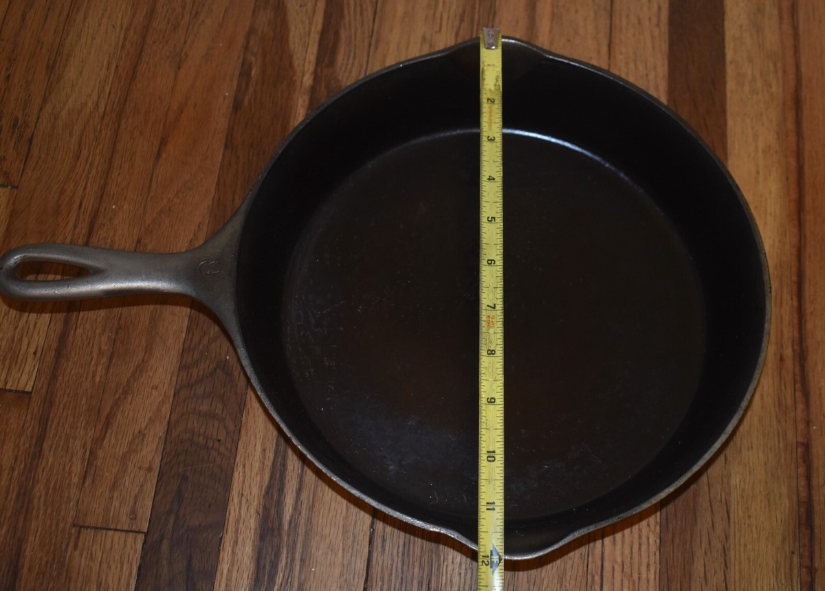 Vintage WAGNER WARE 9 1059 C Cast Iron Cooking Skillet w Heat Ring