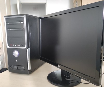 PC Windows 10 Pro 500 GB HDD + LG Flatron W2242T Monitor