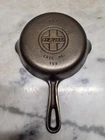 Vintage Griswold #3 Small Logo, Groove Handle, Cast Iron Skillet. 6-1/2"