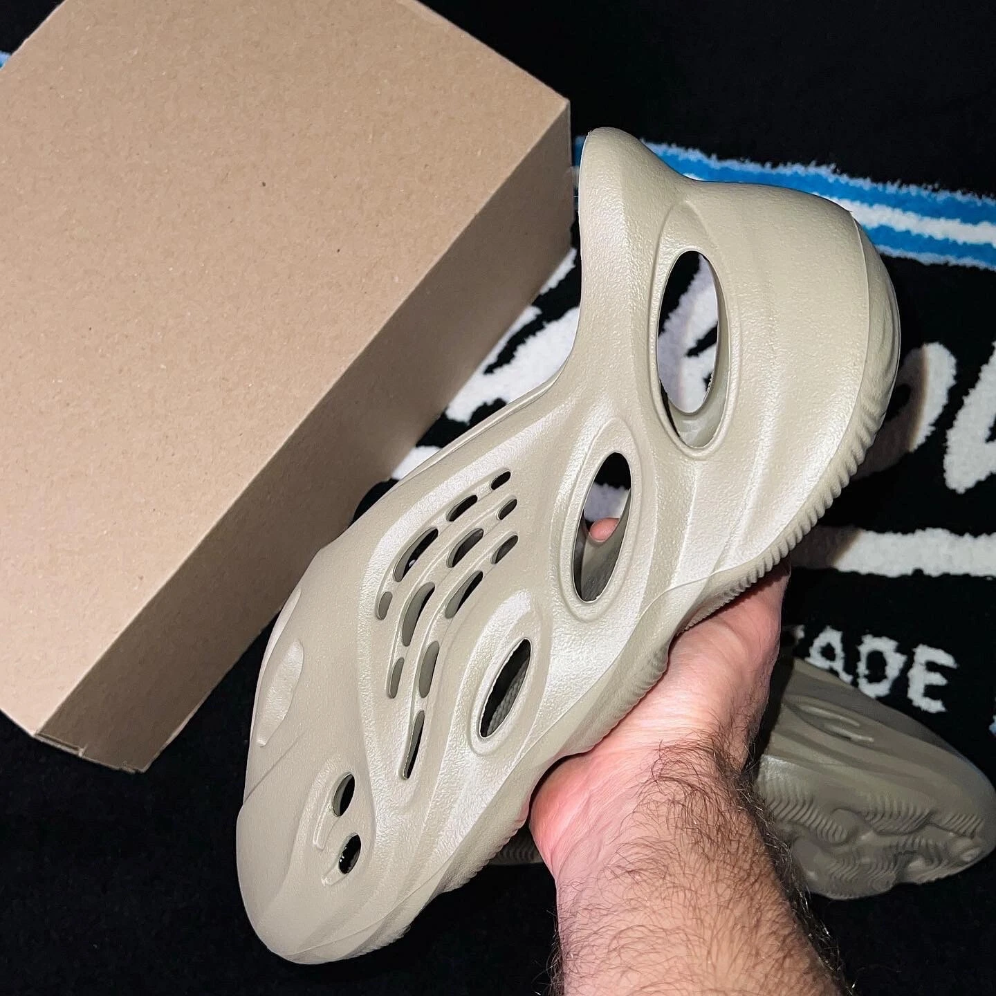 Adidas Yeezy Foam RNR Stone Taupe Beige 100% Autentiche