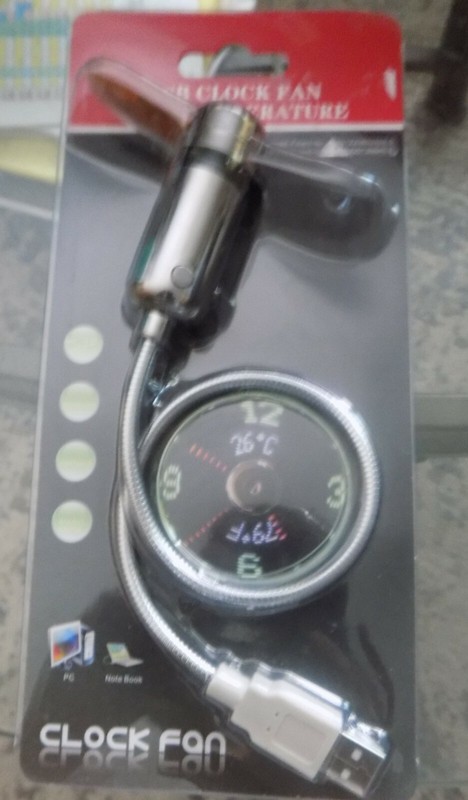 USB Clock Fan with Real Time Clock and Temperature Display Function - New