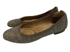 Sofft Women’s Leather Ballet Flats Gray Tan Alligator Print Size 7.5