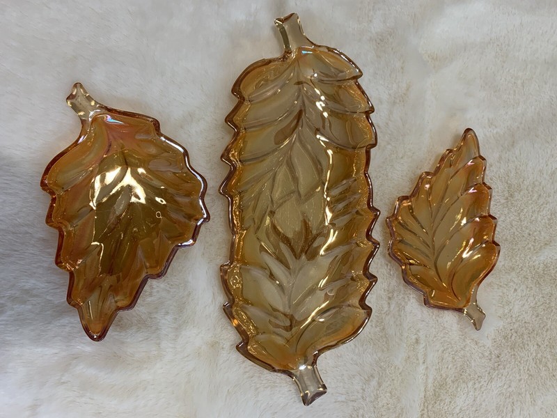 DEPRESSION GLASS CARNIVAL MARIGOLD THREE PIECE SET ~ LEAF DESIGN 🍁 BEAUTIFUL!
