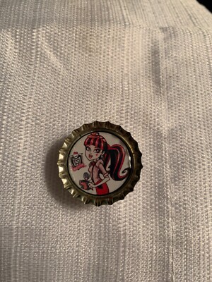 Unbranded NWOT Charms for Crocs Shoe   Draculaura  Bottle Cap 