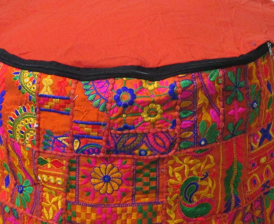 Puf de algodón redondo hecho a mano étnico indio retazos vintage con cubierta otomana de 22" Foto 4 de 4