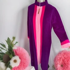 Vintage Vanity Fair Long Velour Robe Womens 14 Housecoat Fleece Velvety Striped