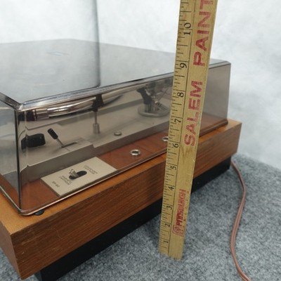 Toshiba SR-80 Stereo Turntable Record Player Belt Drive Japan Wood