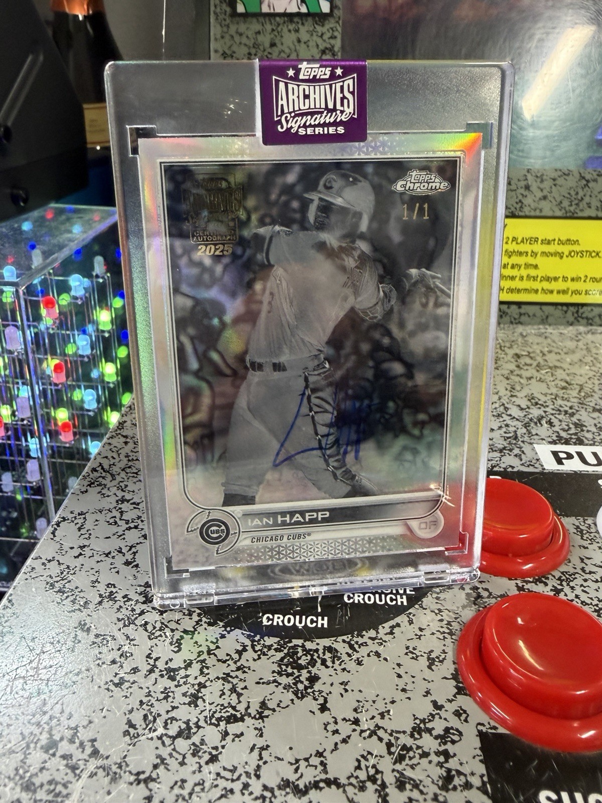 2025 Topps Archive Signature Ian Happ Autograph 2022 Chrome On Card Auto 1/1 view 8