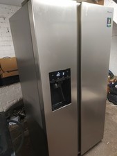Hisense American Fridge Freezer With Water Dispenser And Ice Maker
