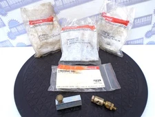 (4 Pc) Honeywell - 14004242-001 Balljoint 315321 & Adaptor Assembly 14004236-001