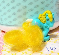 Hasbro My Little Pony Petite Mommy Charm Unidentified MLP 16 no Idea