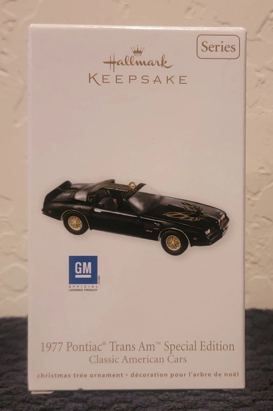 2012 Hallmark Keepsake 1977 Pontiac Trans Am Special Edition Holiday Ornament