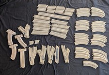 Thomas Tank TAN Train Tracks  Lot of 100 Pieces  2009 2011 Mattel Gullane