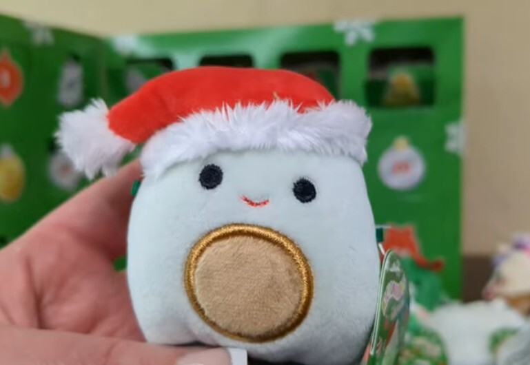 micromallows-2-5-squishmallows-holiday-advent-calendar-2024-24pc