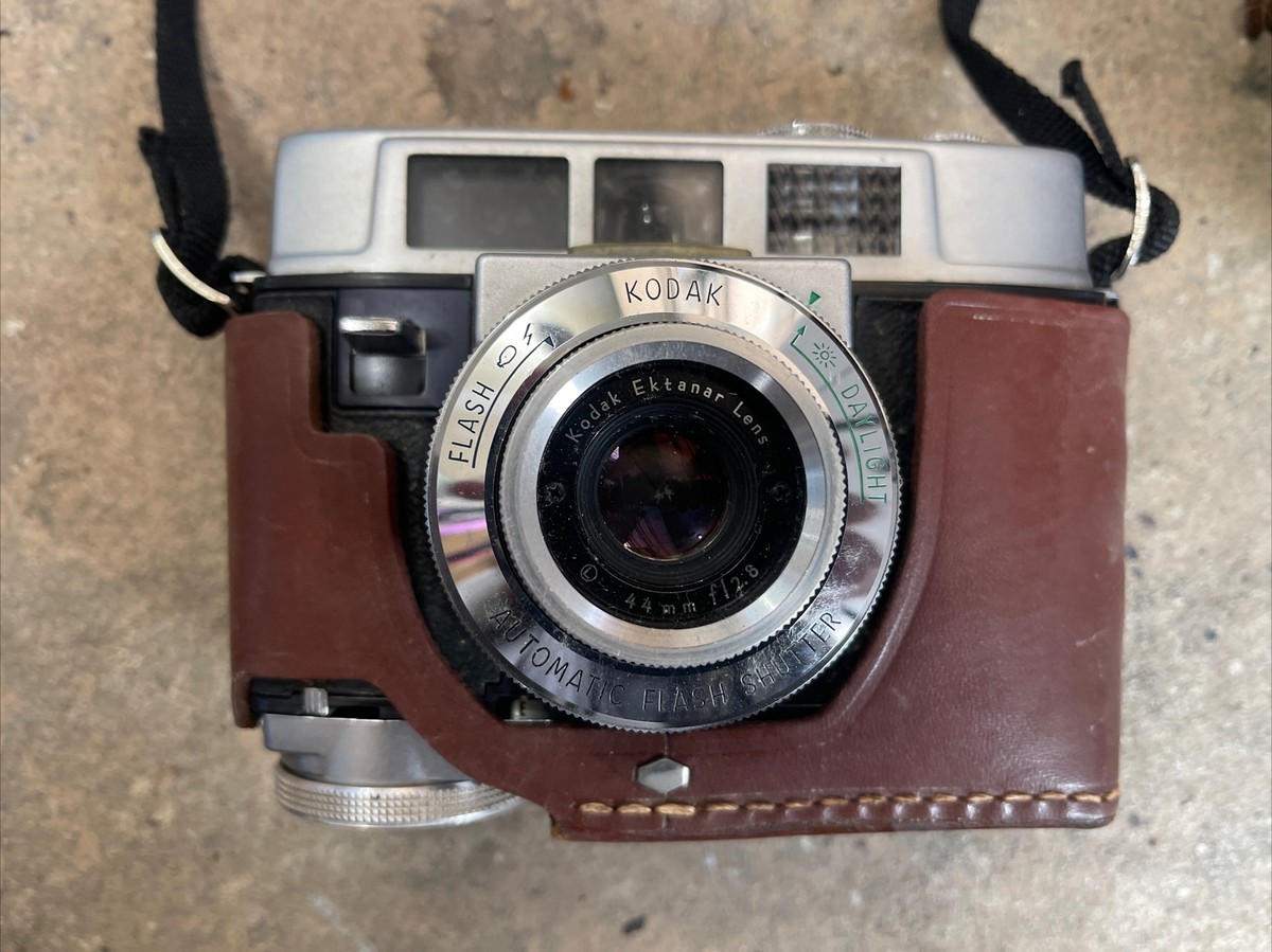35mm Kodak MOTORMATIC 35 Camera w/ Ektanar 44mm F2.8 Lens w