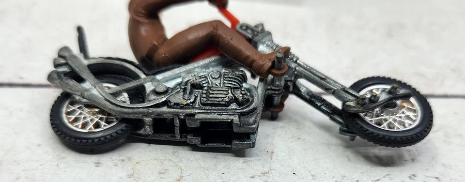 Redline Era Vintage Hot Wheels Rumblers Brown Rider Motorcycle Orange Handlebar - Image 4 of 4