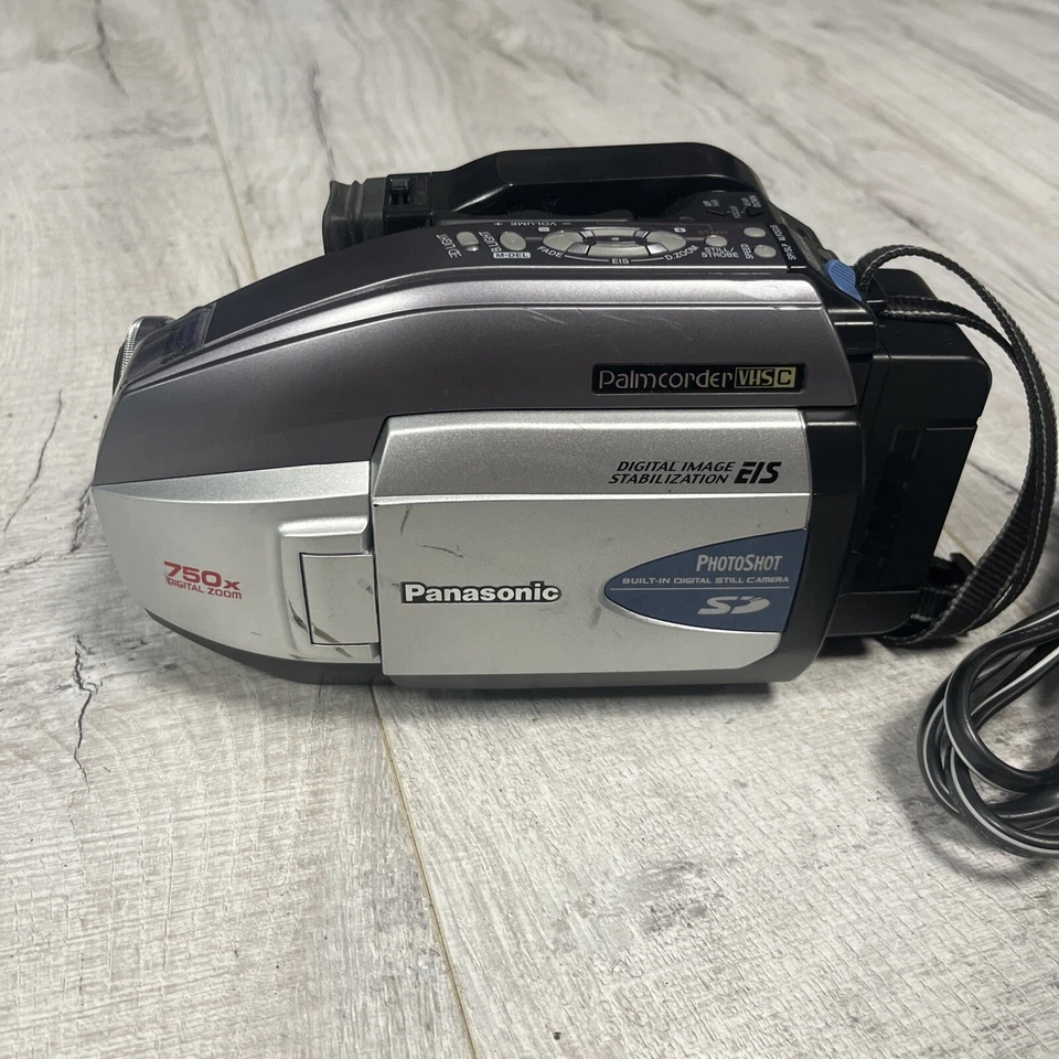 Panasonic PV-L452D VHS-C PhotoShot Palmcorder UNTESTED FOR PARTS/REPAIR- AS-IS! - Image 2 of 4