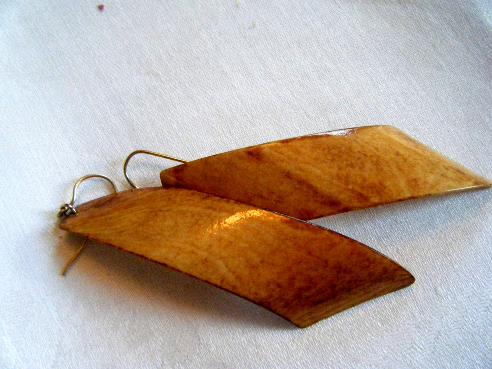 Statement Australian earrings long dangle silkwoo… - image 4