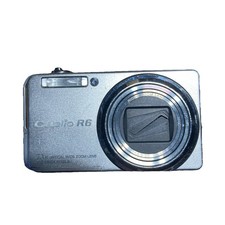 Ricoh Caplio R6 7.2 MP Digital Camera - Silver