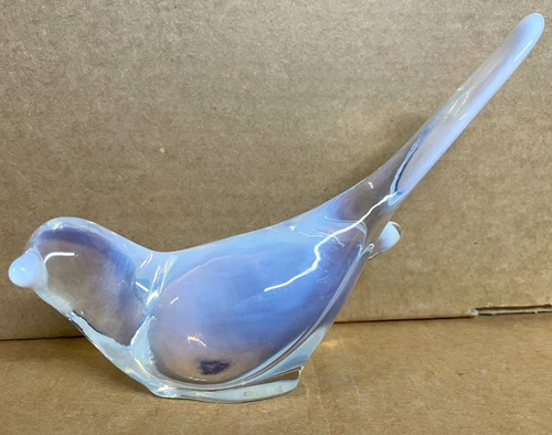 Vintage Fenton Handmade Opalescent Glass Long Tail Happiness Bird Hard to Find