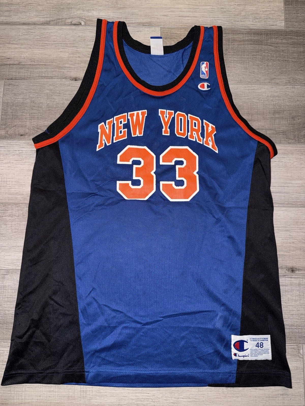 VINTAGE Champion New York Knicks Patrick Ewing #33 NBA Jersey Men Size 48 Blue