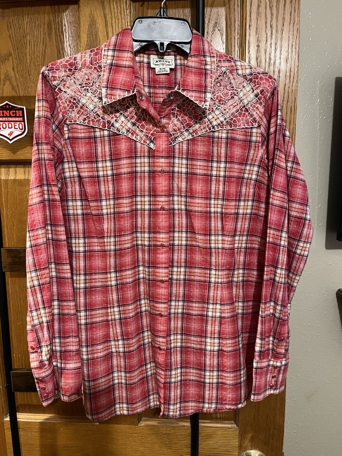 Women’s Ariat Western Long Sleeve Pink Plaid Shirt w/Pearl Snaps & Crochet Large
