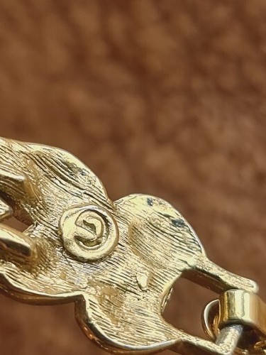 Motivo foglia infinita smalto grigio verde - Foto 4 di 6