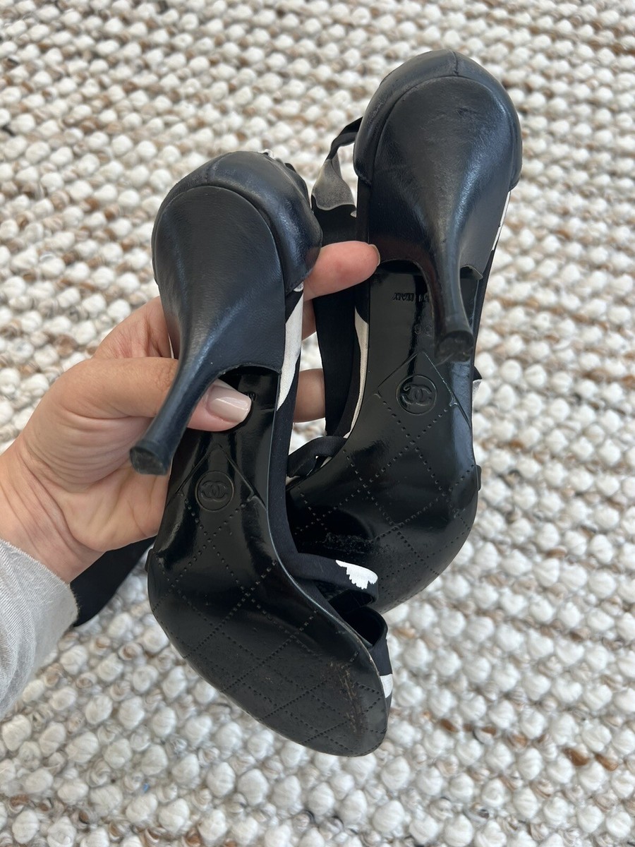 CHANELラバーブーツ　36 CHANEL Lace-Up Leather Booties (SIZE 36) | eBay
