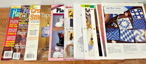 Lot of 11 Plastic Canvas Magazines/Pamphlets Patterns