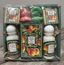 Peach Bath Set Basket Shower Gel Lotion Bath Cubes Savonettes SMELLS AMAZING