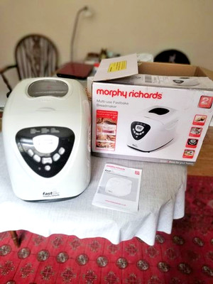 Morphy Richards  Breadmaker 600W - Beige
