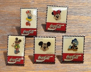 LOT DE PINS DISNEY MICKEY COCA COLA