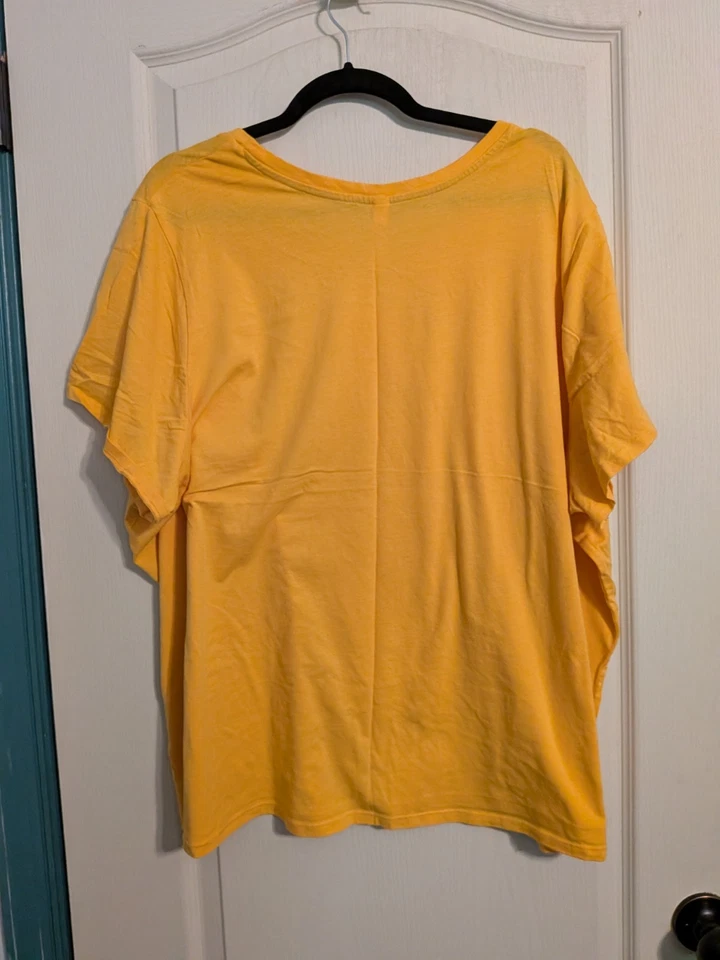 Conjunto Camiseta y Corto Pijama Cacique Amarillo Talla 26/28 Foto 2 de 4