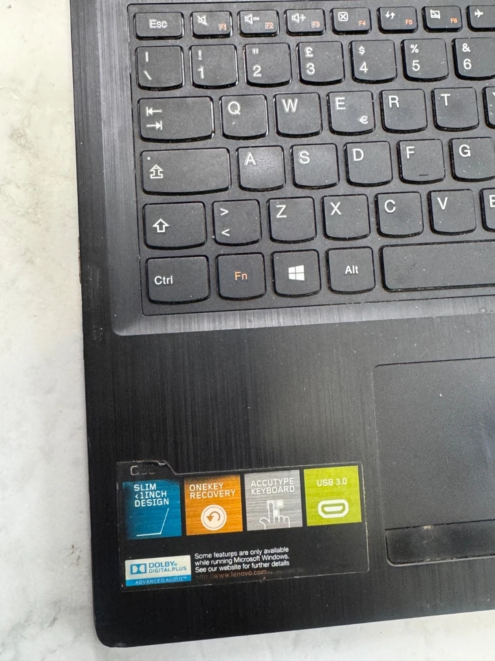Lenovo G50-30 15" Intel Core i5 Windows 8 Ultrabook per parti/riparare - Imagen 3 de 4