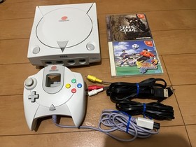 SEGA DreamCast Console (HKT-3000) & Controller with 2 games and BOX 0201