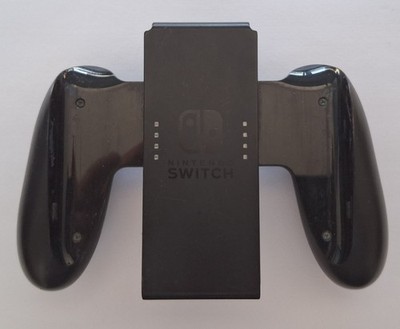 Nintendo Switch Joy Con Grip   Original   Schwarz   Top Zustand