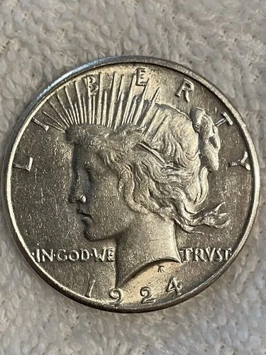 1924 S 💰 Silver Peace Dollar GEM BU MS Beautiful Coin.