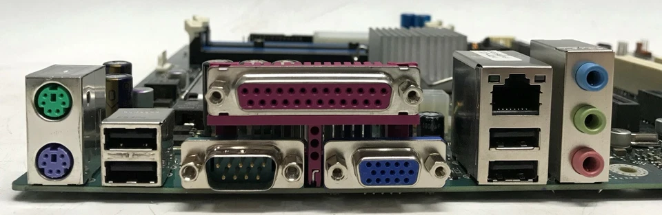 FUJITSU D2156-A11 GS Motherboard LGA775 DDR2 Intel Pentium 4 2.8G Bad Caps PARTS - Image 3 of 4