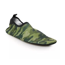 Tek Gear Boys Water Shoes Green Camo Quick Dry Water Socks S 5-6 NWT Swimming